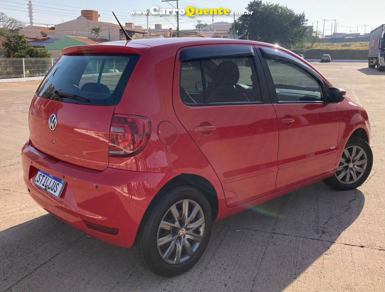 VOLKSWAGEN FOX 1.0 MI 8V 2013 - Loja