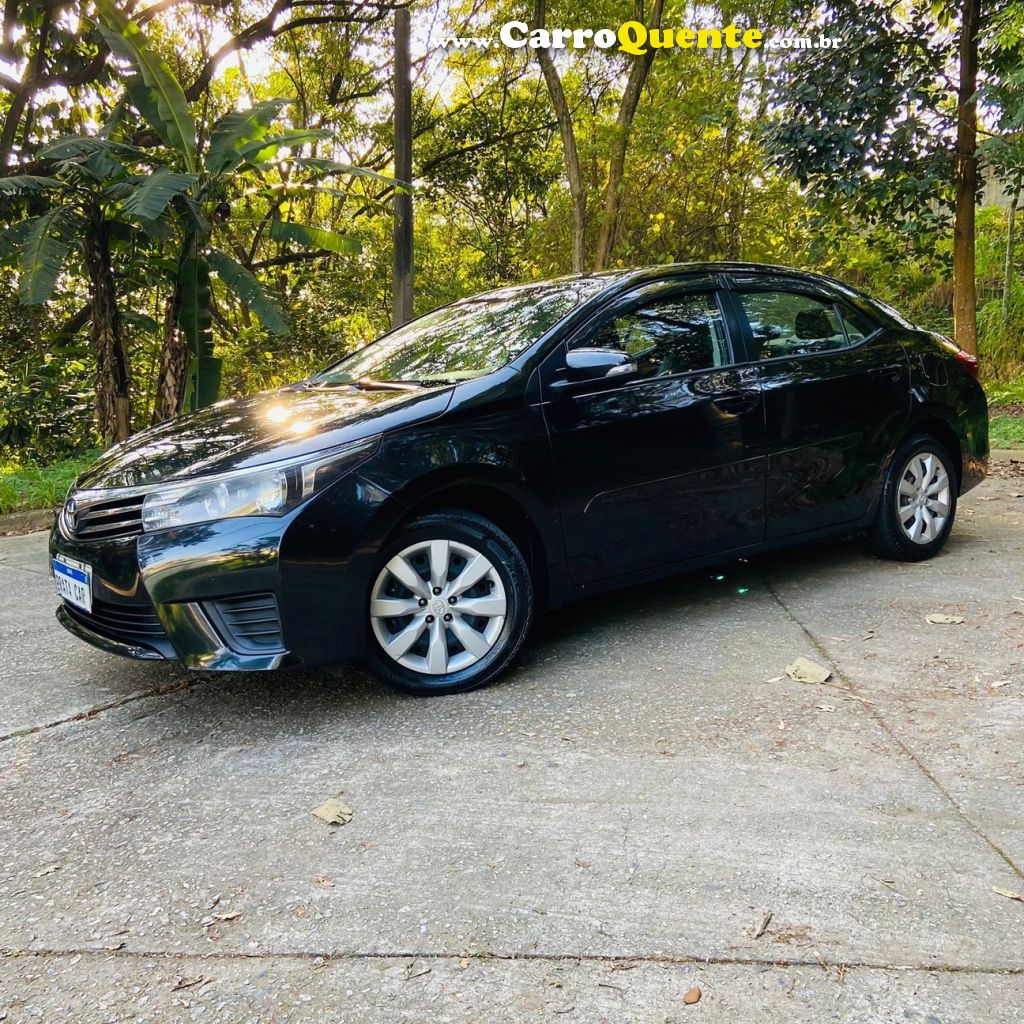 TOYOTA COROLLA 1.8 GLI 16V 2017 - Loja
