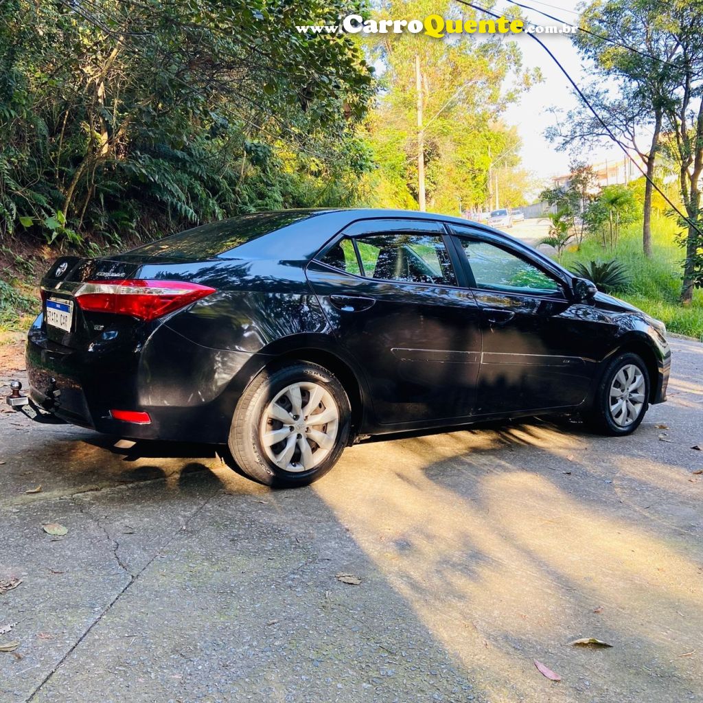 TOYOTA COROLLA 1.8 GLI 16V 2017 - Loja