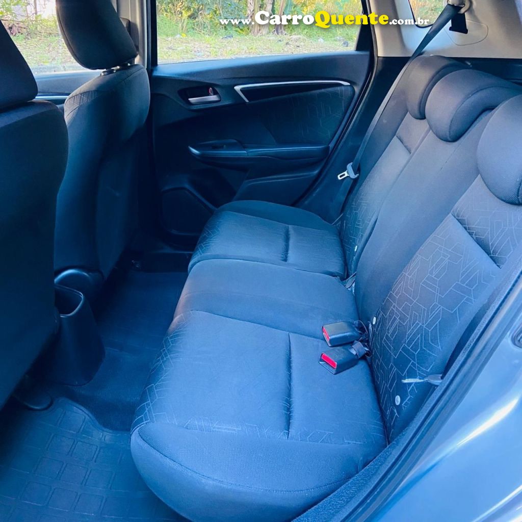 HONDA FIT 1.5 LX 16V 2017 - Loja