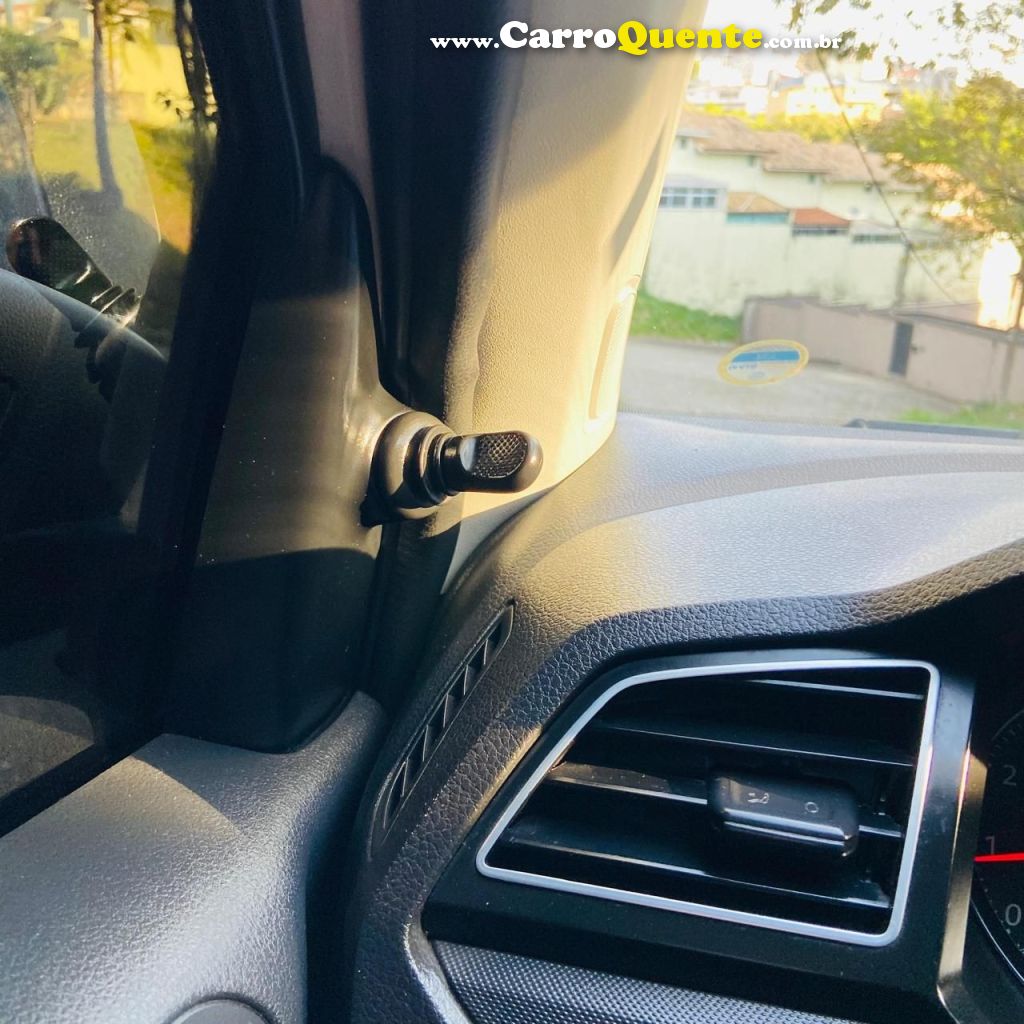 VOLKSWAGEN VOYAGE 1.6 MSI 2022 - Loja