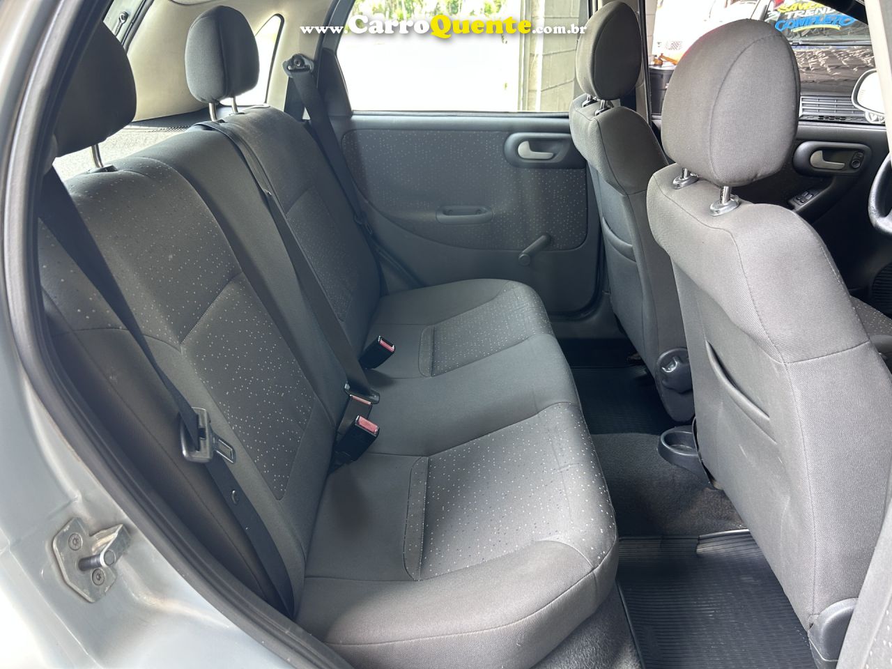 CHEVROLET   CORSA HAT. PREMIUM 1.4 8V ECONOFLEX 5P   PRATA 2010 1.4 GASOLINA - Loja