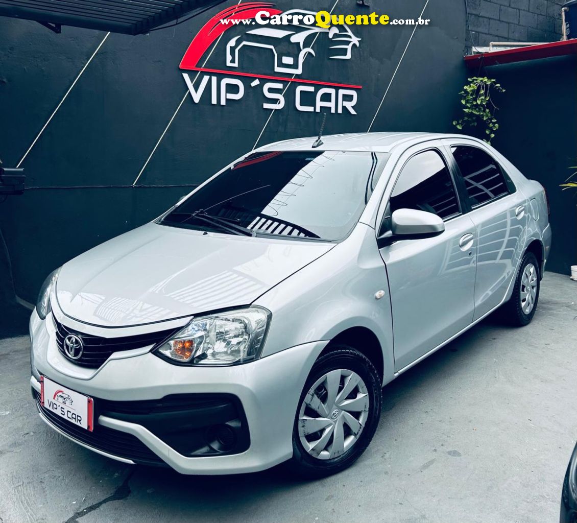 TOYOTA   ETIOS XS SEDAN 1.5 FLEX 16V 4P AUT.   PRATA 2018 1.5 FLEX - Loja