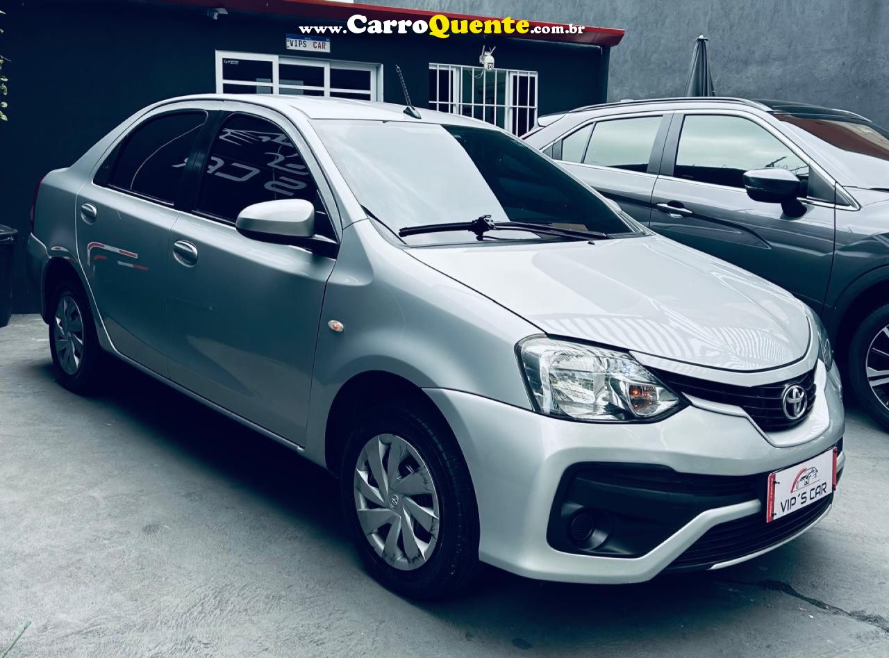 TOYOTA   ETIOS XS SEDAN 1.5 FLEX 16V 4P AUT.   PRATA 2018 1.5 FLEX - Loja
