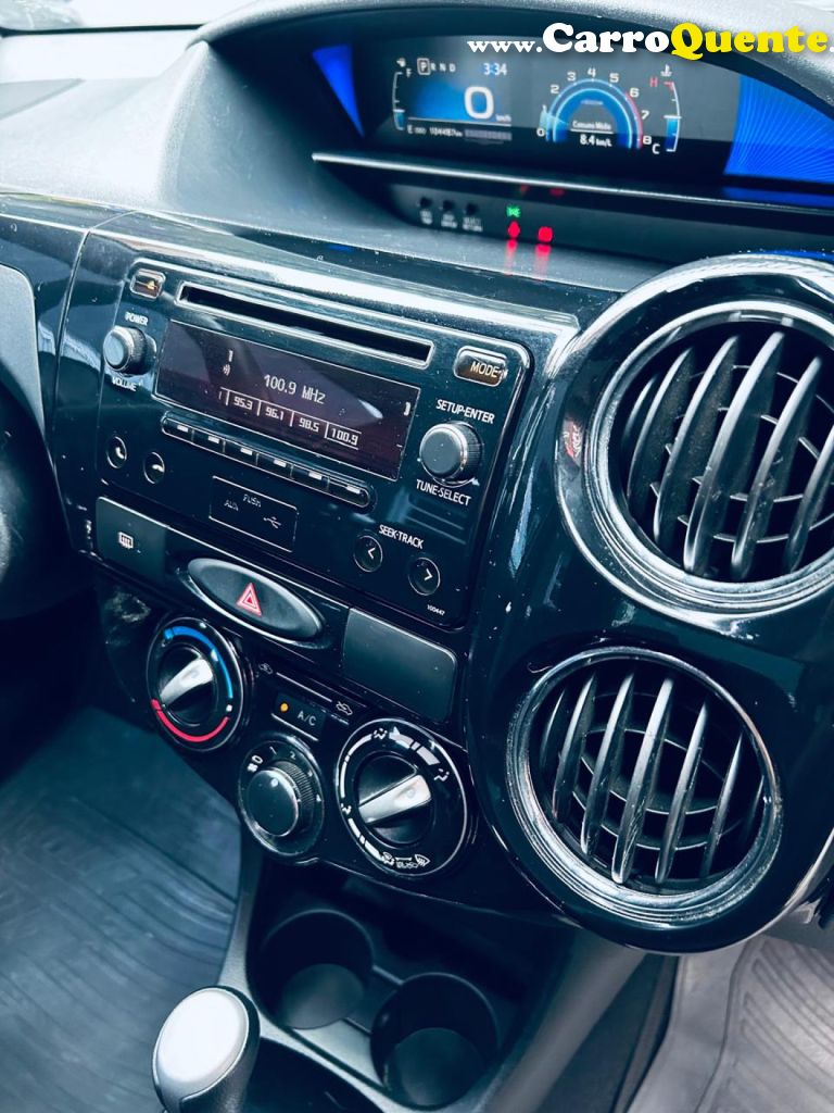 TOYOTA   ETIOS XS SEDAN 1.5 FLEX 16V 4P AUT.   PRATA 2018 1.5 FLEX - Loja