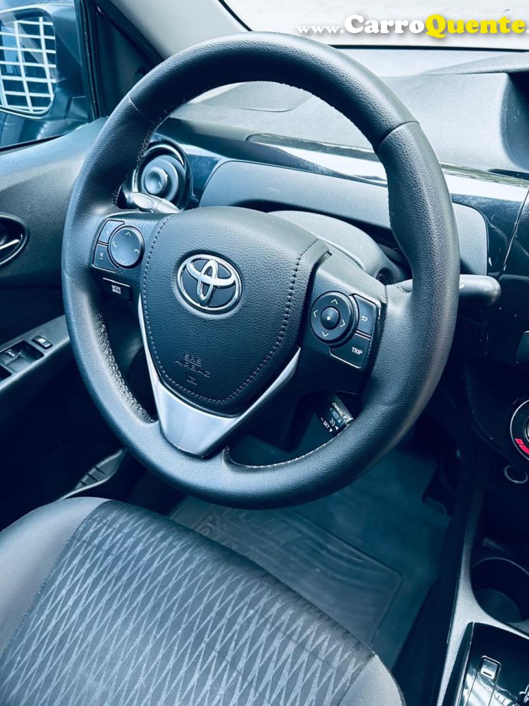 TOYOTA   ETIOS XS SEDAN 1.5 FLEX 16V 4P AUT.   PRATA 2018 1.5 FLEX - Loja