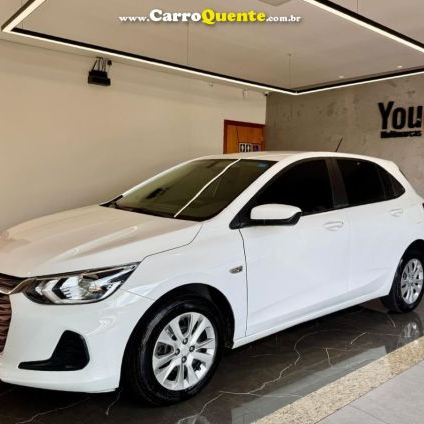 CHEVROLET   ONIX HATCH LT 1.0 12V FLEX 5P MEC.   BRANCO 2023 1.0 FLEX