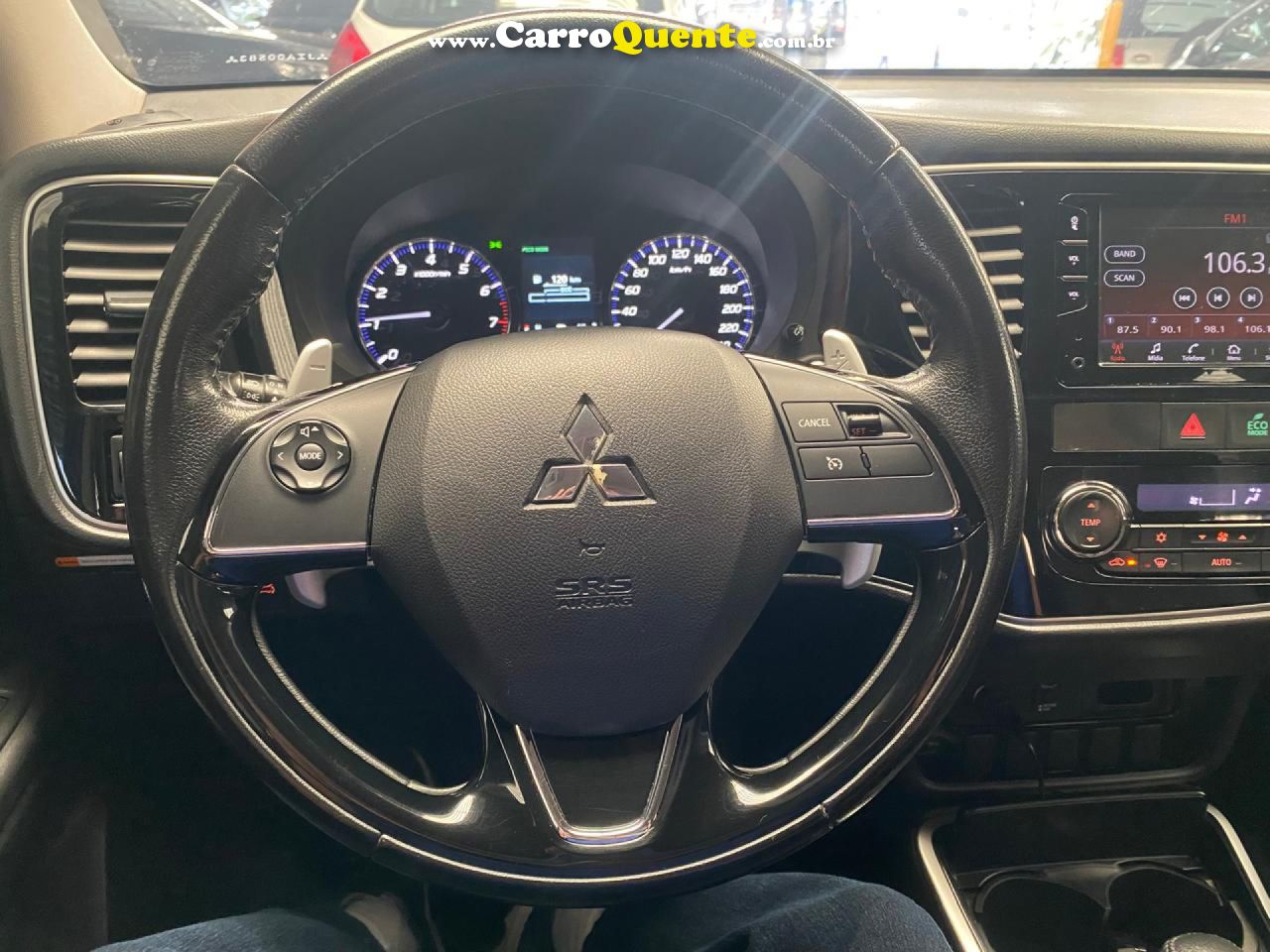 MITSUBISHI   OUTLANDER COMFORT 2.0 16V AUT.   PRETO 2018 2.0 GASOLINA - Loja