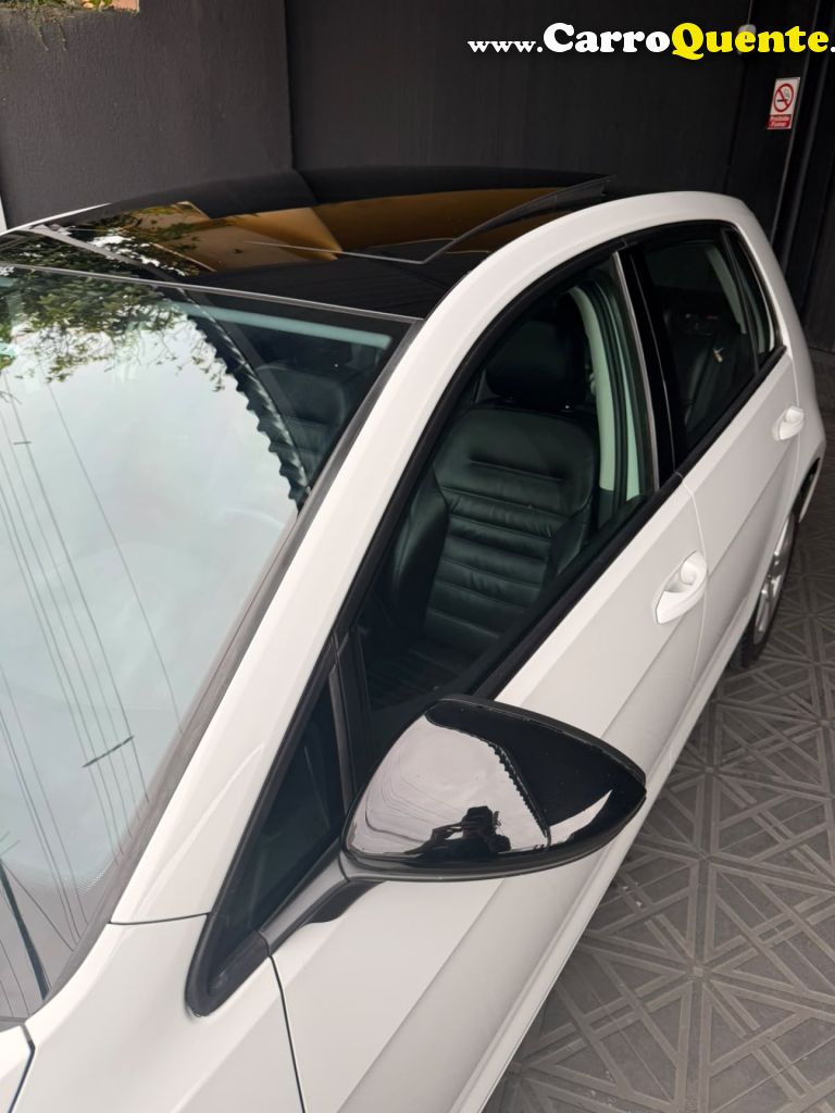 VOLKSWAGEN   GOLF COMFORTLINE 1.4 TSI 140CV AUT.   VERMELHO 2015 1.4 GASOLINA - Loja