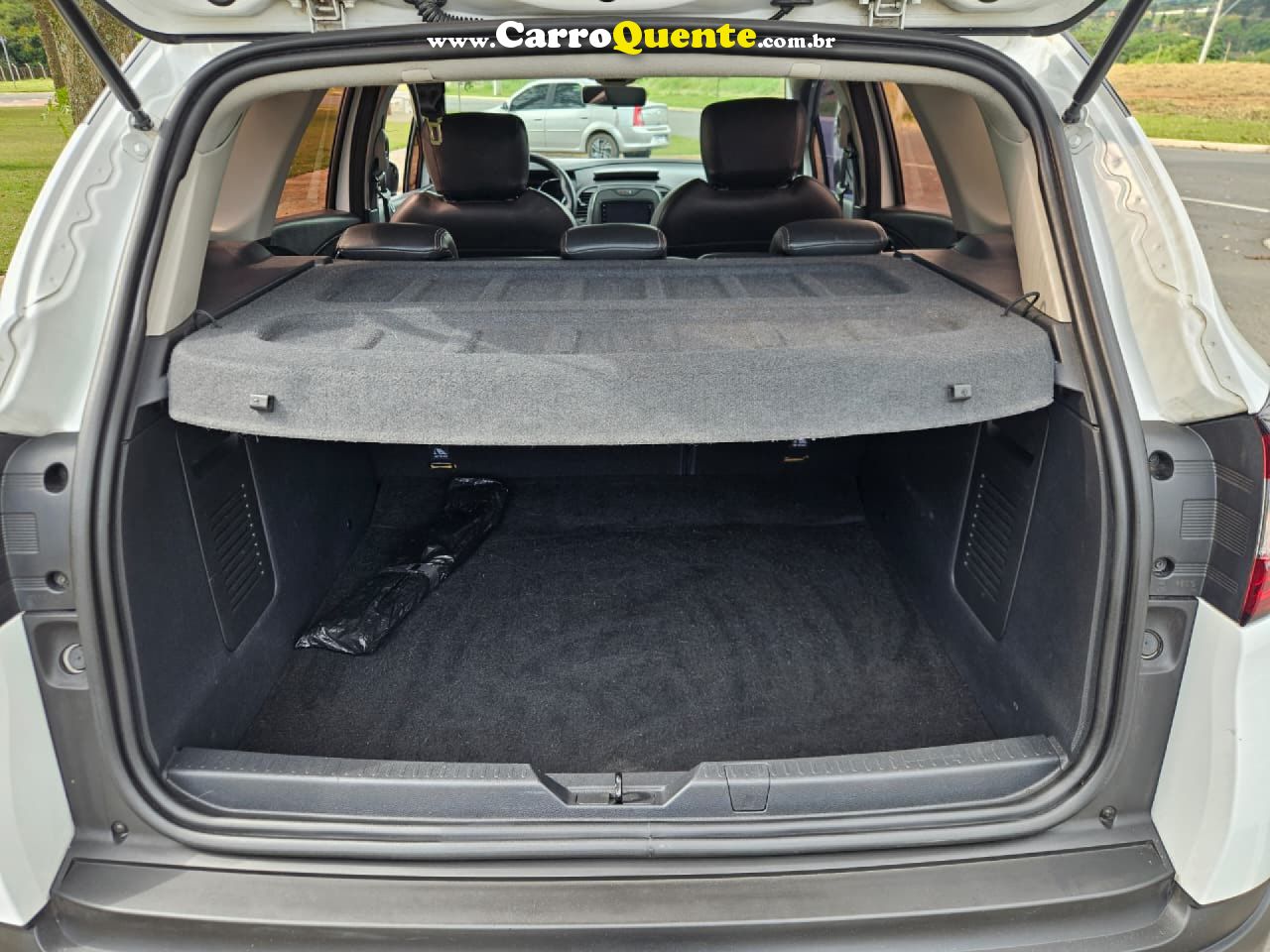 RENAULT   CAPTUR LIFE 1.6 16V FLEX 5P AUT.   BRANCO 2019 1.6 FLEX - Loja