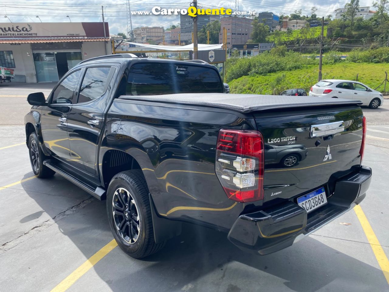 MITSUBISHI   L200 TRITON SPORT HPE 2.4 CD DIESEL AUT.   PRETO 2023 2.4 DIESEL - Loja