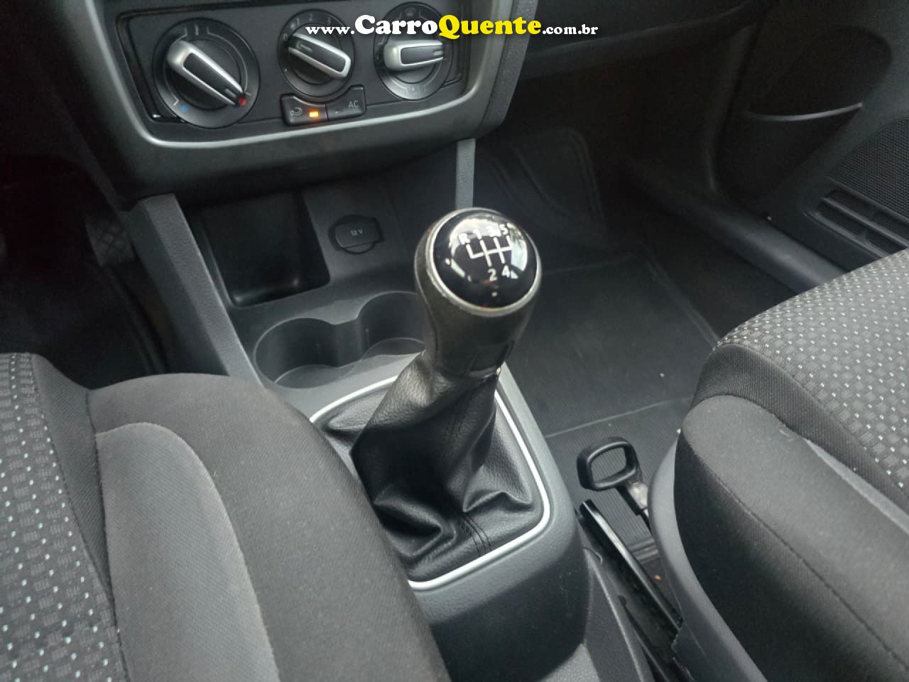 VOLKSWAGEN   SPACEFOX 1.6 TRENDLINE TOTAL FLEX 8V 5P   BRANCO 2019 1.6 FLEX - Loja
