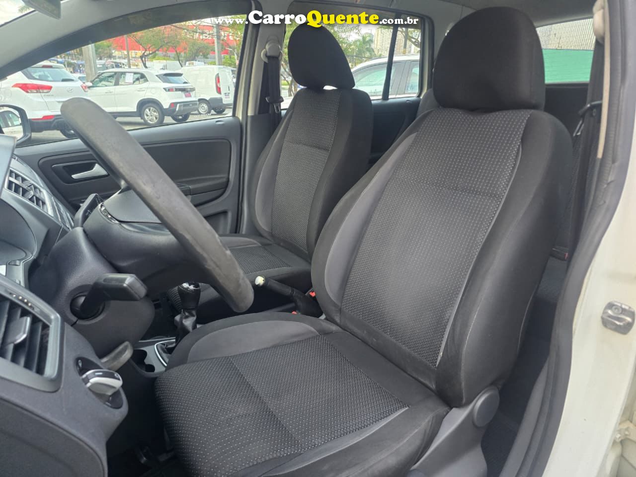 VOLKSWAGEN   SPACEFOX 1.6 TRENDLINE TOTAL FLEX 8V 5P   BRANCO 2019 1.6 FLEX - Loja