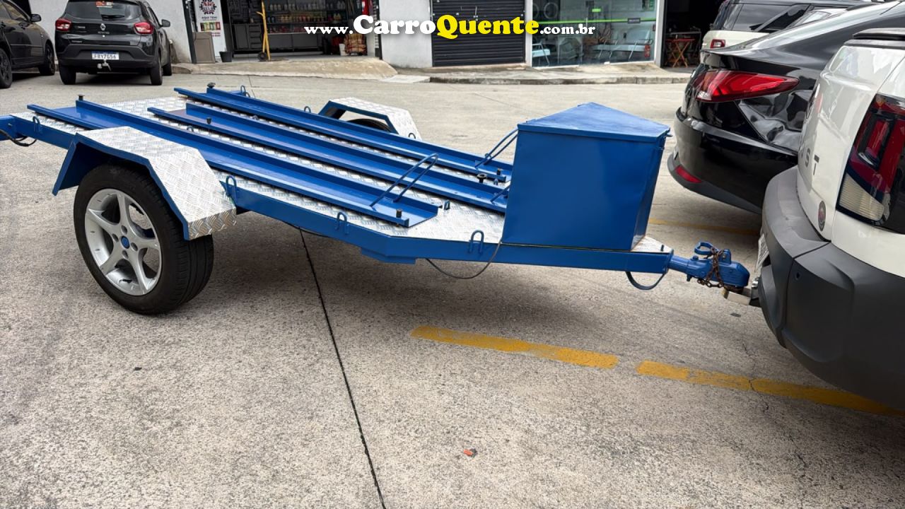 R/RECLAL CA RC   TROMAR MJ    AZUL 2011 0.0 GASOLINA - Loja