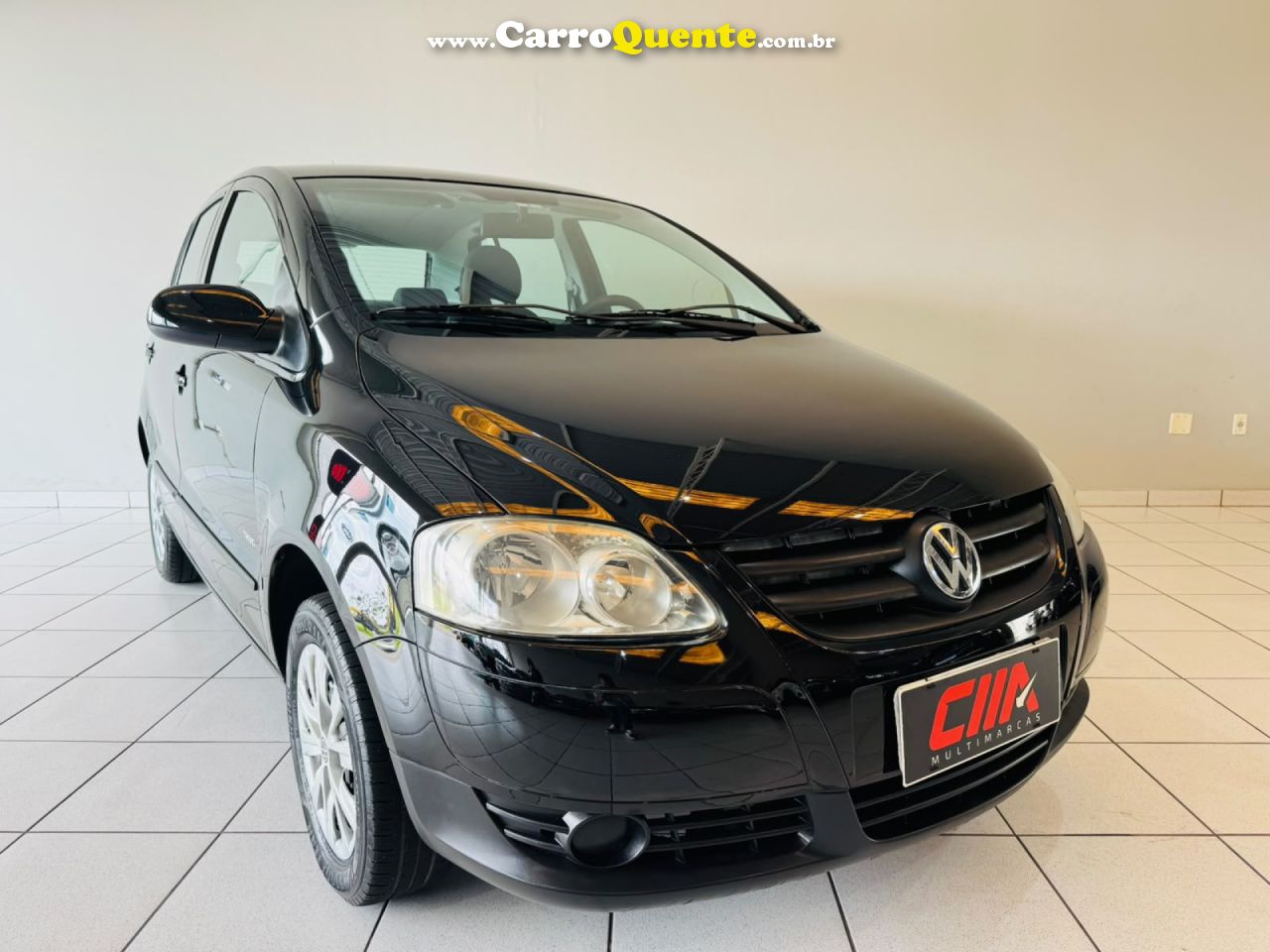 VOLKSWAGEN   FOX PLUS 1.0MI 1.0MI TOTAL FLEX 8V 4P   PRETO 2009 1.0 FLEX - Loja