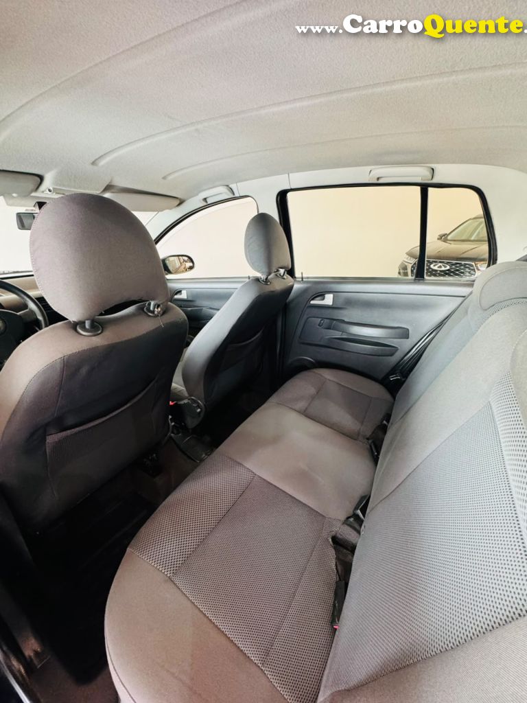 VOLKSWAGEN   FOX PLUS 1.0MI 1.0MI TOTAL FLEX 8V 4P   PRETO 2009 1.0 FLEX - Loja