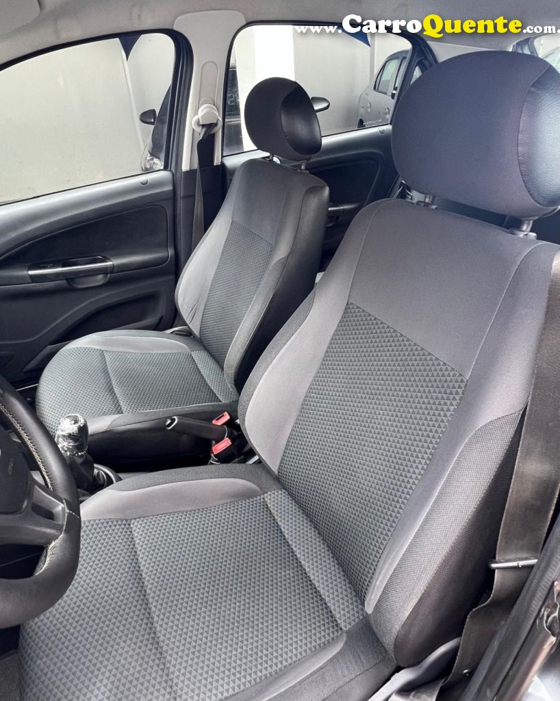 VOLKSWAGEN   GOL 1.6 MSI FLEX 8V 5P   CINZA 2019 1.6 FLEX - Loja