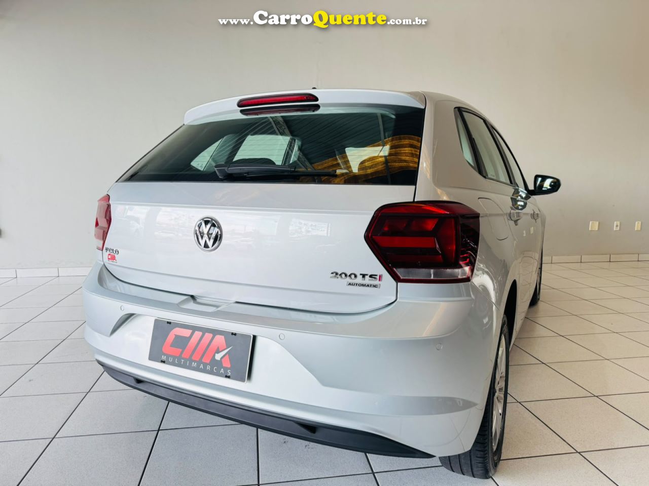 VOLKSWAGEN   POLO COMFORT. 200 TSI 1.0 FLEX 12V AUT.   PRATA 2018 1.0 FLEX - Loja