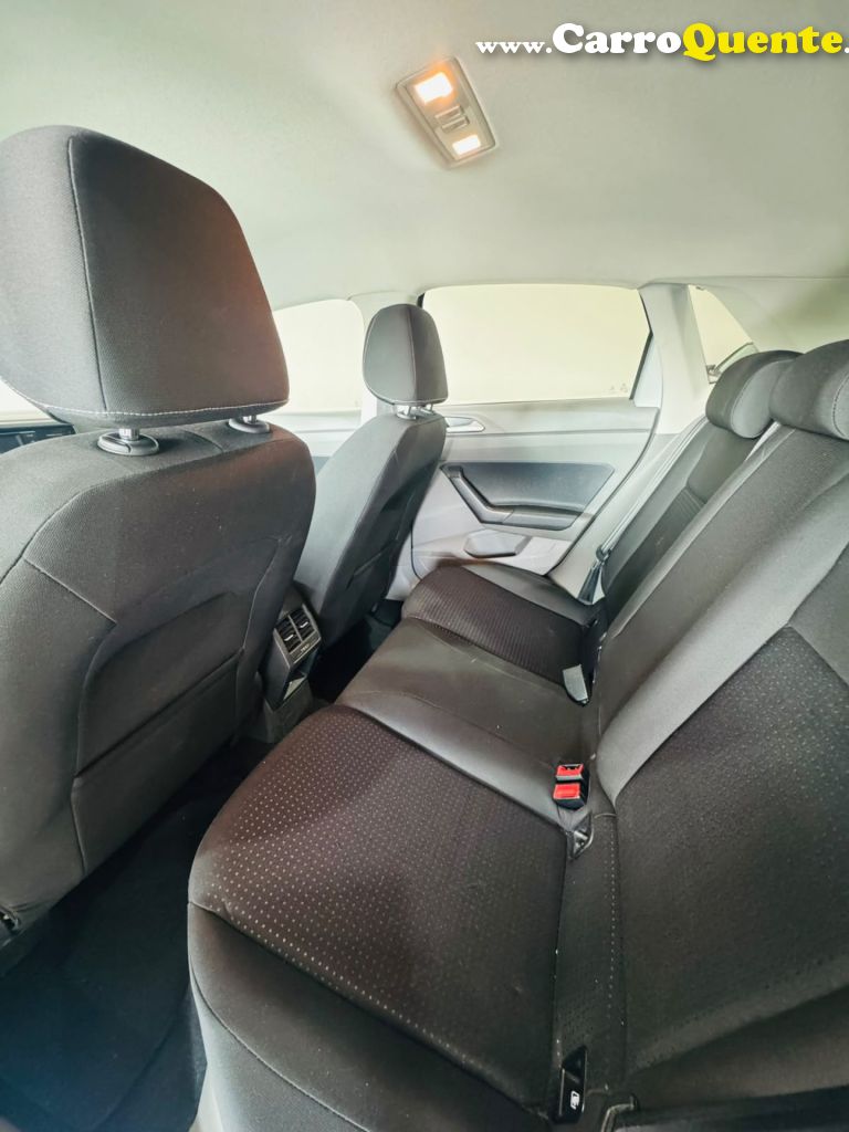 VOLKSWAGEN   POLO COMFORT. 200 TSI 1.0 FLEX 12V AUT.   PRATA 2018 1.0 FLEX - Loja