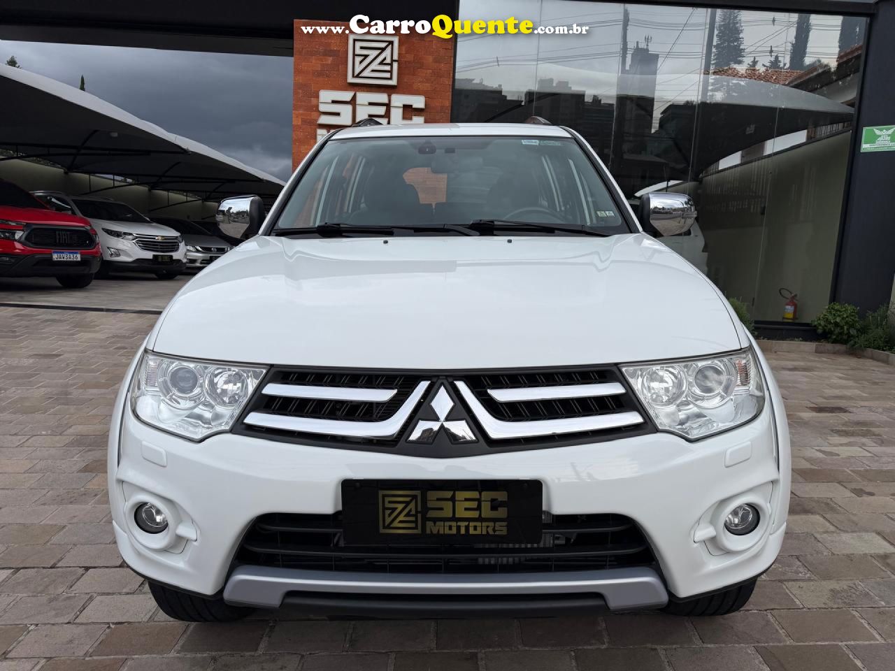 MITSUBISHI   PAJERO DAKARHPE 3.5 4X4 FLEX 5P AUT.   BRANCO 2015 3.5 FLEX - Loja