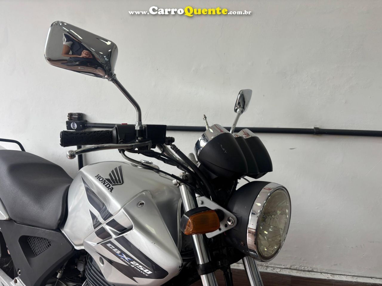 HONDA   CBX 250 TWISTER   PRATA 2007 250 GASOLINA - Loja