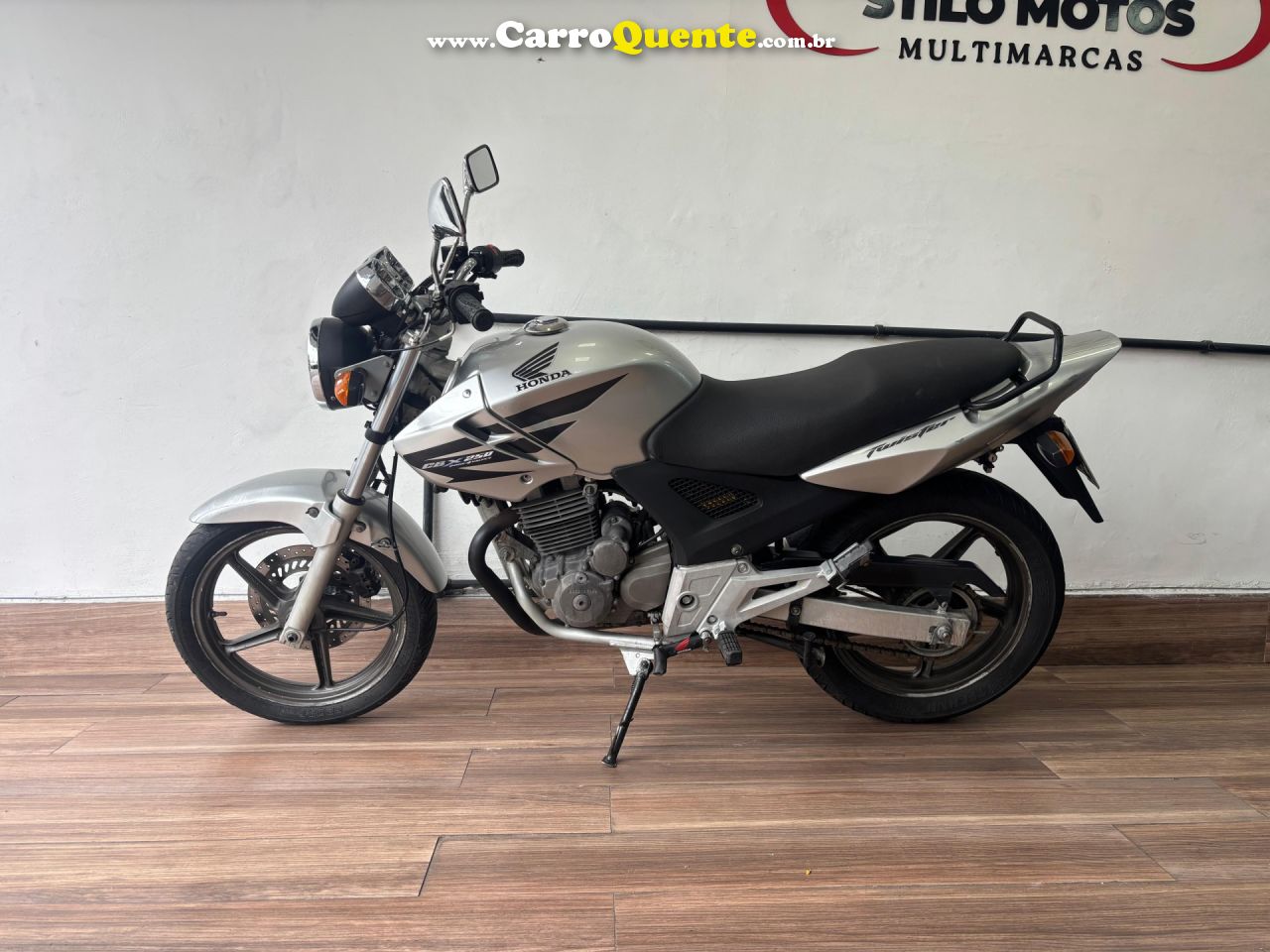 HONDA   CBX 250 TWISTER   PRATA 2007 250 GASOLINA - Loja