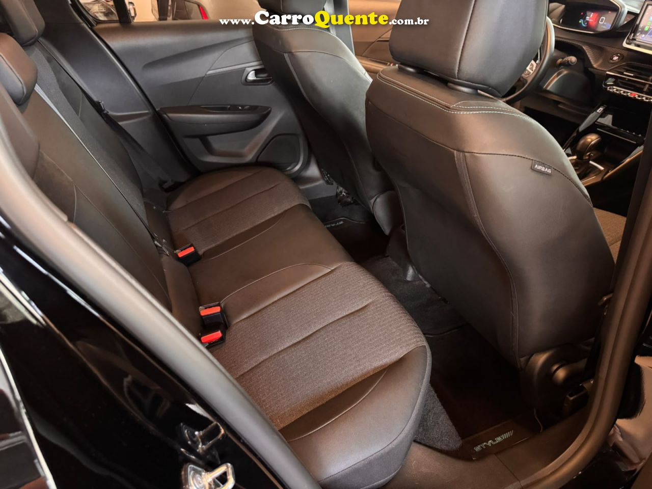 PEUGEOT   208 STYLE TURBO T200   PRETO 2024 1.0  FLEX - Loja
