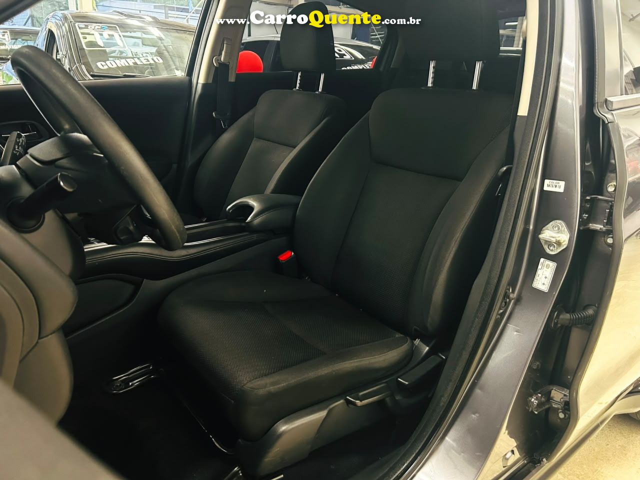 HONDA   HR-V LX 1.8 FLEXONE 16V 5P AUT.   CINZA 2016 1.8 GASOLINA - Loja