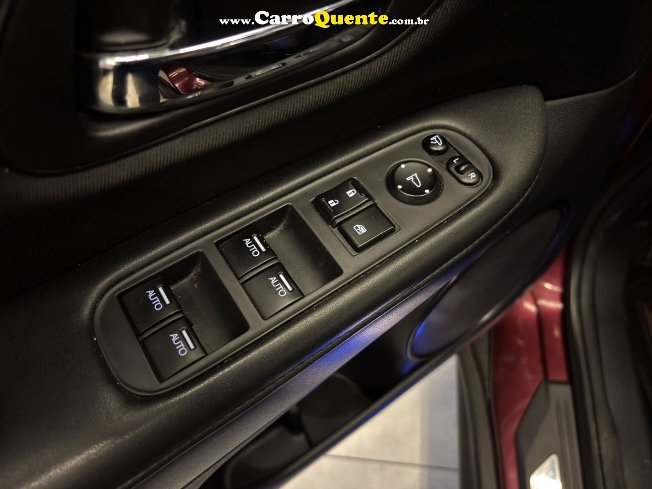 HONDA HR-V 1.8 16V EXL 2016 - Loja