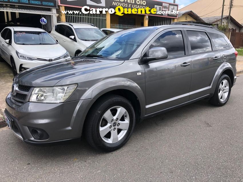 Fiat FREEMONT 2.4 PRECISION 16V GASOLINA 4P AUTOMÁTICO - Loja