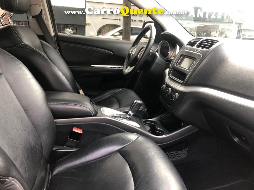 Fiat FREEMONT 2.4 PRECISION 16V GASOLINA 4P AUTOMÁTICO - Loja