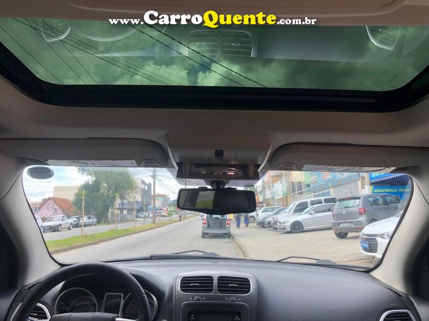 Fiat FREEMONT 2.4 PRECISION 16V GASOLINA 4P AUTOMÁTICO - Loja
