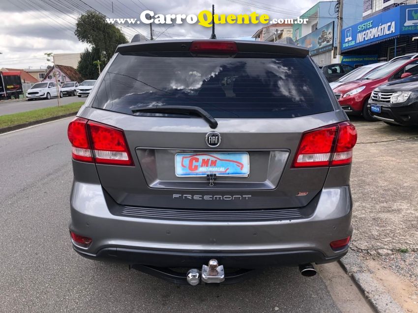 Fiat FREEMONT 2.4 PRECISION 16V GASOLINA 4P AUTOMÁTICO - Loja
