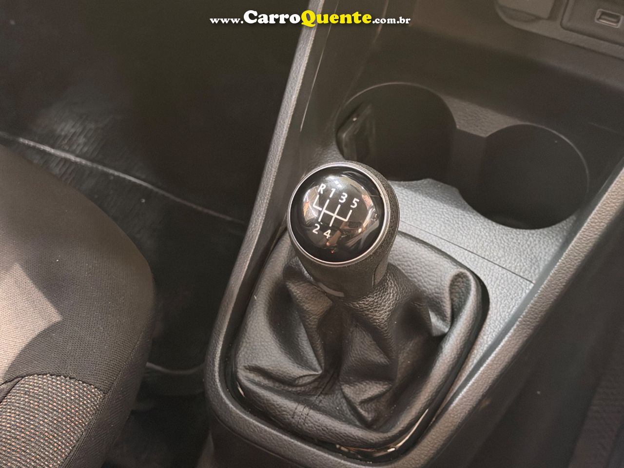 VOLKSWAGEN SAVEIRO 1.6 MSI ROBUST CS 16V 2024 - Loja