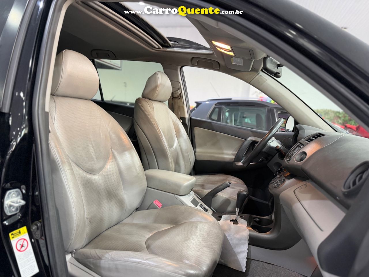 TOYOTA RAV4 2.4 4X4 16V 2011 - Loja