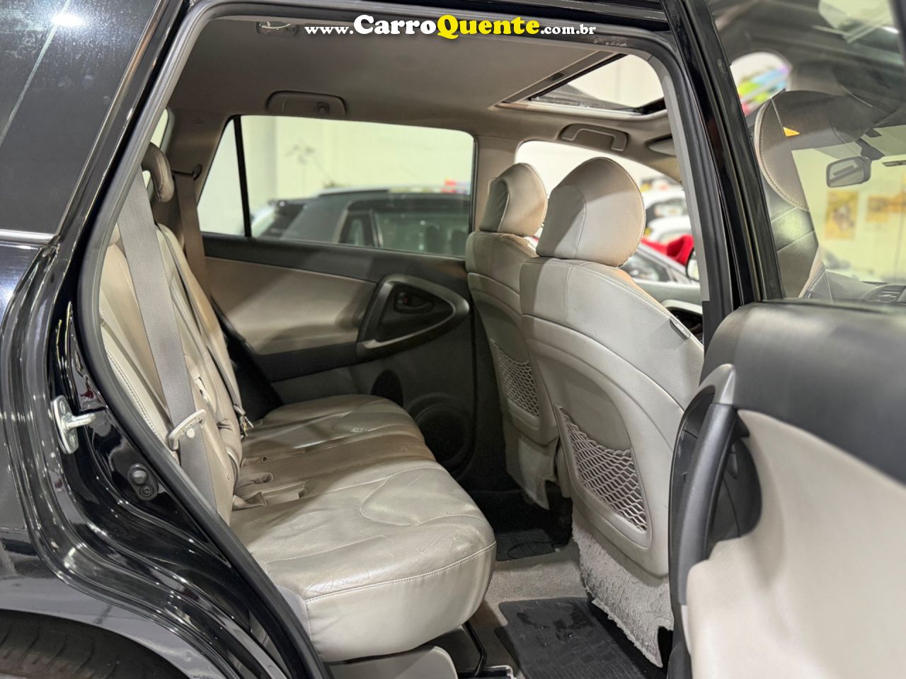 TOYOTA RAV4 2.4 4X4 16V 2011 - Loja