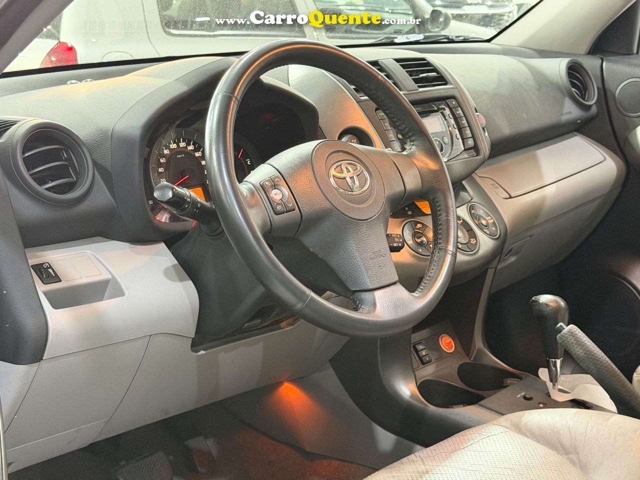 TOYOTA RAV4 2.4 4X4 16V 2011 - Loja