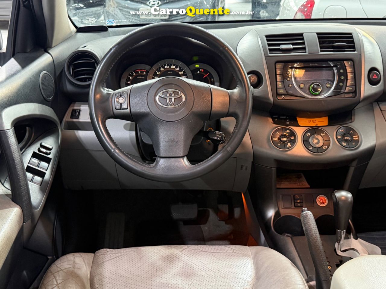 TOYOTA RAV4 2.4 4X4 16V 2011 - Loja