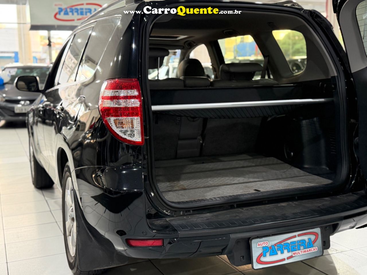 TOYOTA RAV4 2.4 4X4 16V 2011 - Loja