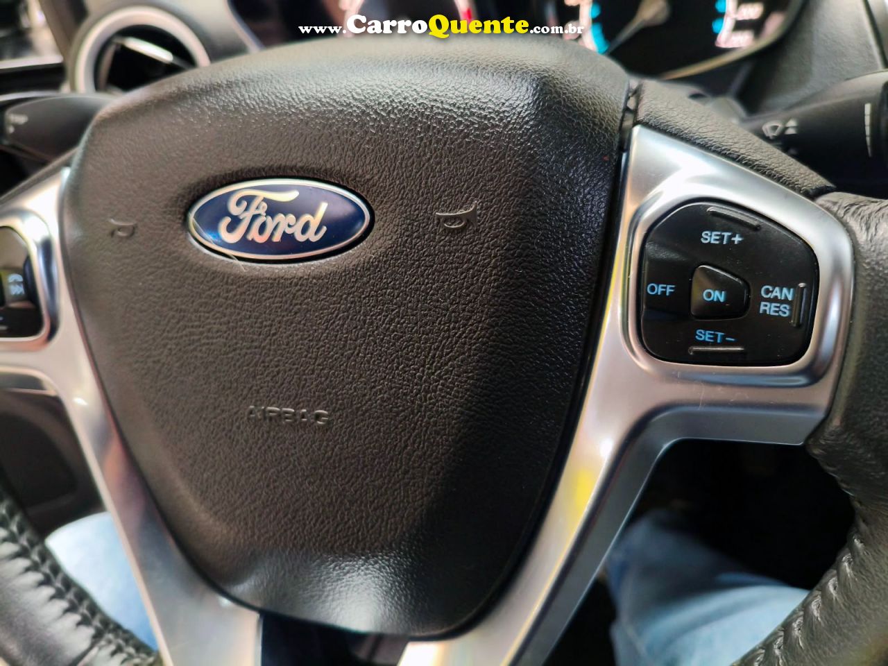 FORD FIESTA 1.6 TITANIUM SEDAN 16V 2015 - Loja