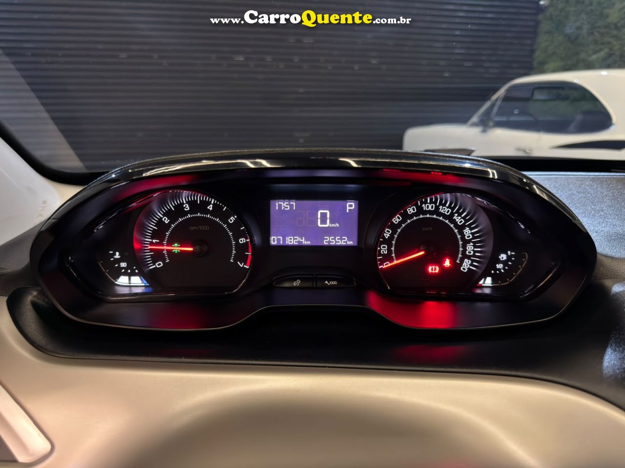 PEUGEOT 2008 1.6 16V ALLURE 2022 - Loja