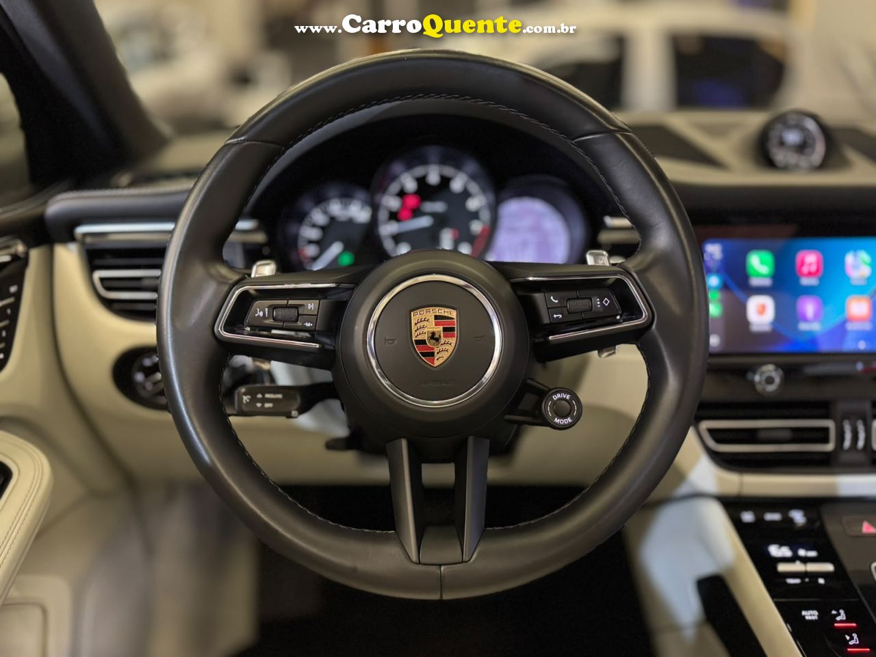 PORSCHE MACAN 2.0 TURBO PDK 2024 - Loja