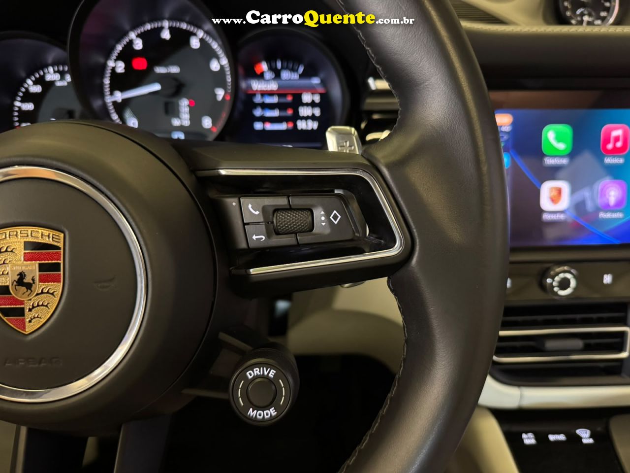 PORSCHE MACAN 2.0 TURBO PDK 2024 - Loja