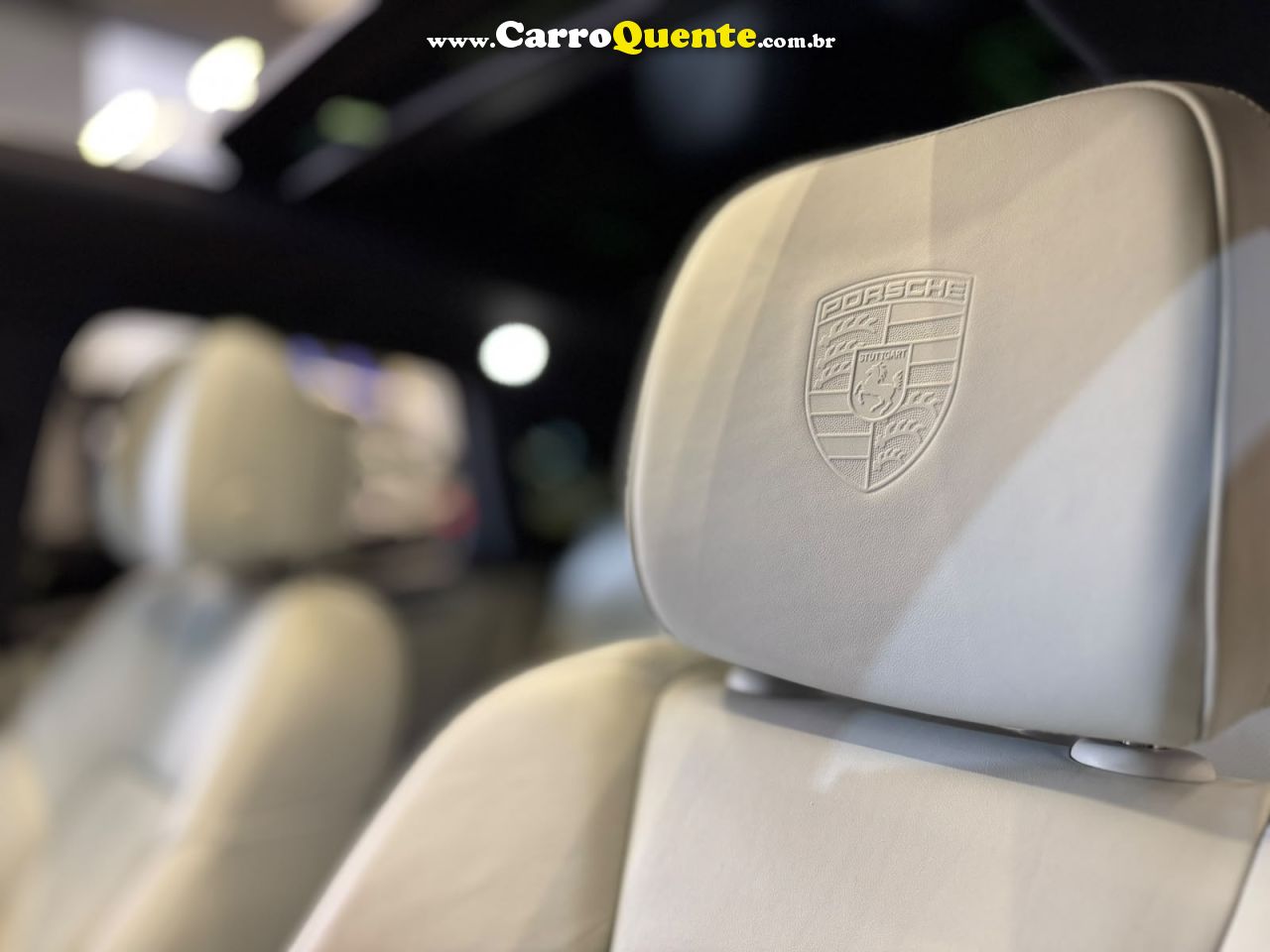 PORSCHE MACAN 2.0 TURBO PDK 2024 - Loja