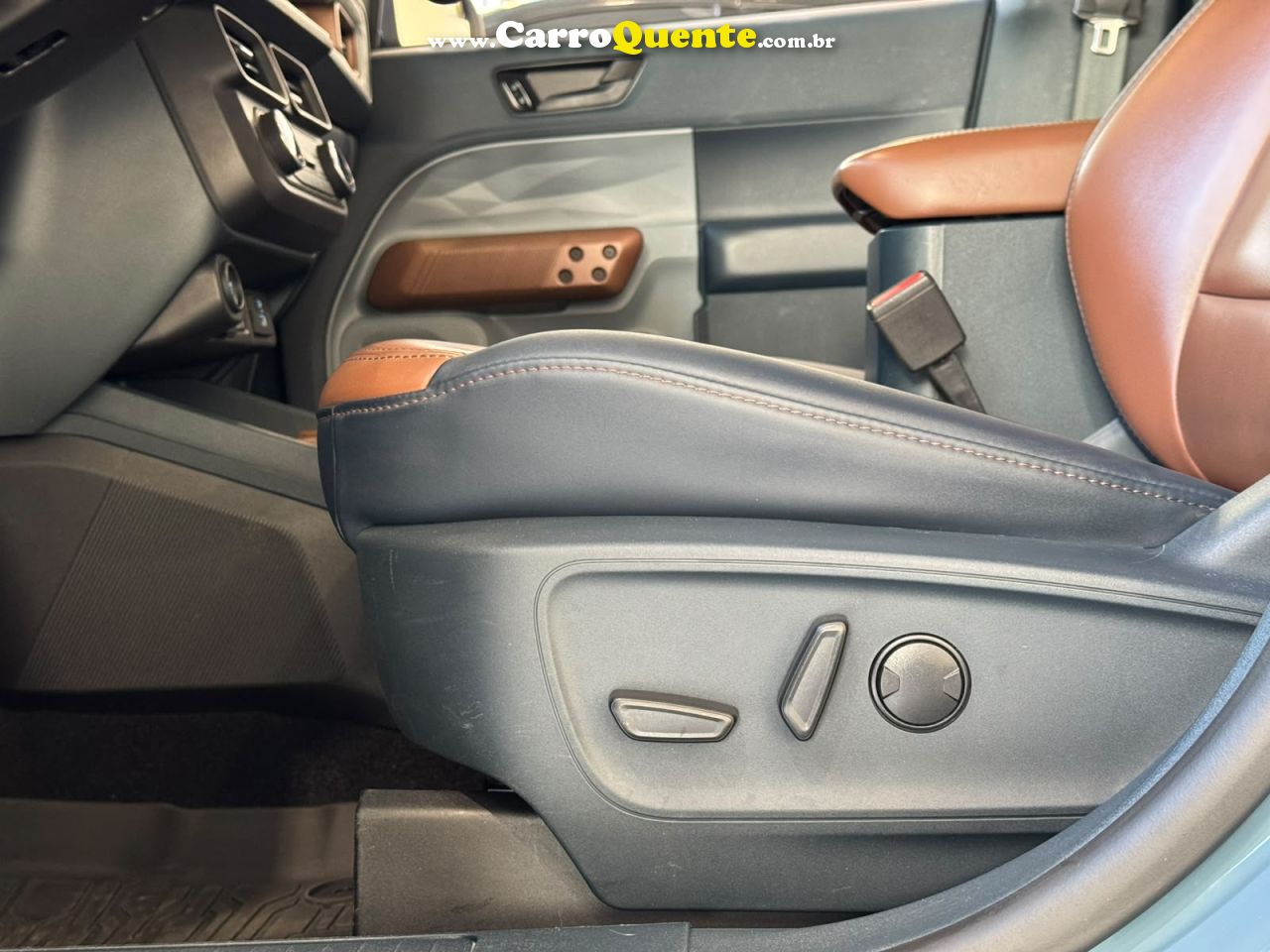 FORD MAVERICK 2.0 ECOBOOST LARIAT FX4 2023 - Loja