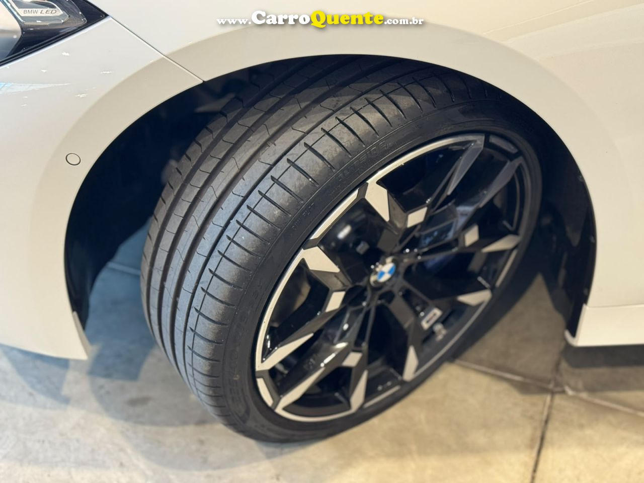 BMW 320i 2.0 16V TURBO M SPORT 2026 - Loja