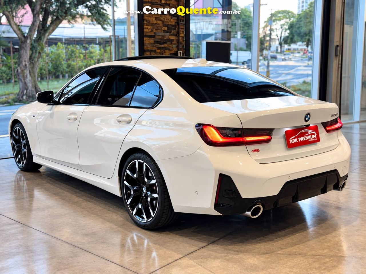 BMW 320i 2.0 16V TURBO M SPORT 2026 - Loja