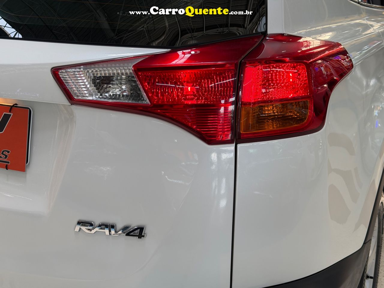 TOYOTA RAV4 2.0 4X2 16V 2014 - Loja