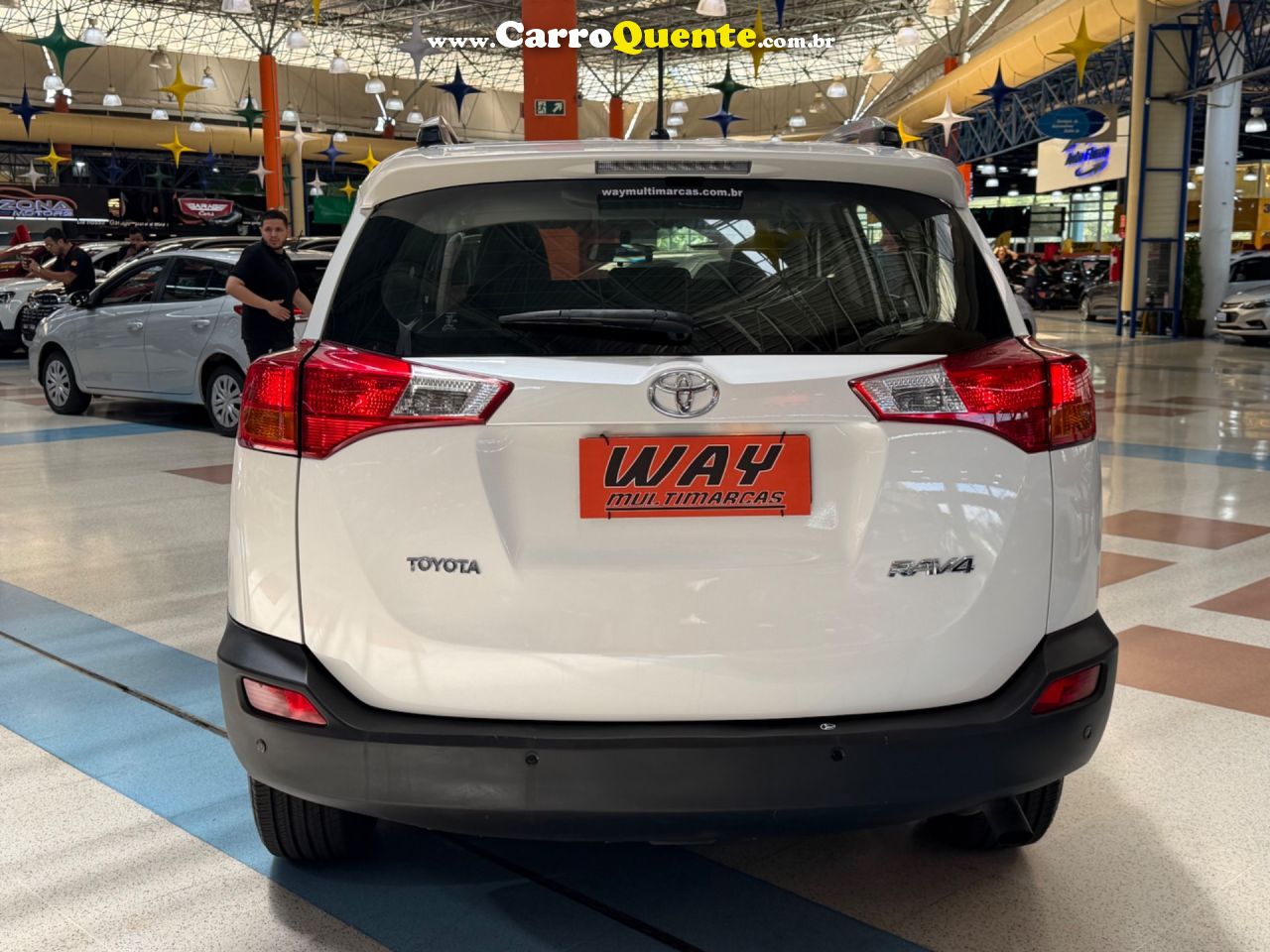 TOYOTA RAV4 2.0 4X2 16V 2014 - Loja