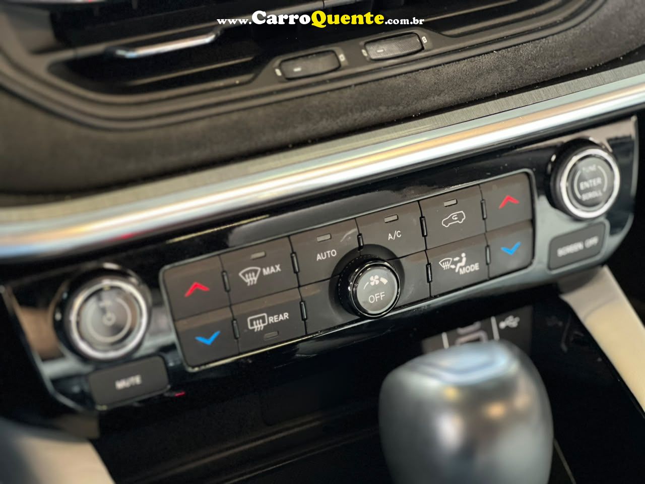 JEEP COMMANDER 1.3 T270 TURBO OVERLAND 2023 - Loja